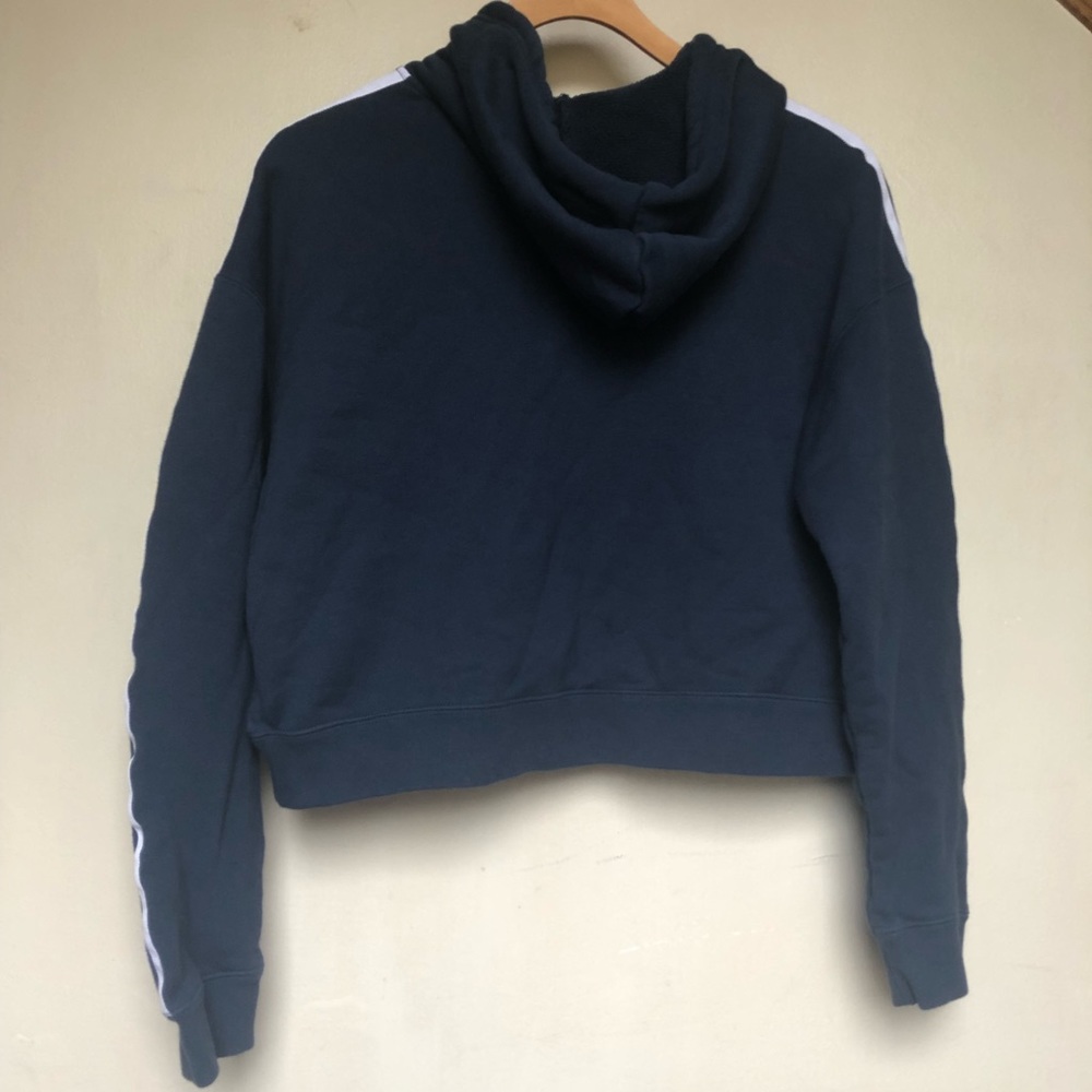 Adidas Original blue cropped trefoil hoodie - Picture 6 of 8